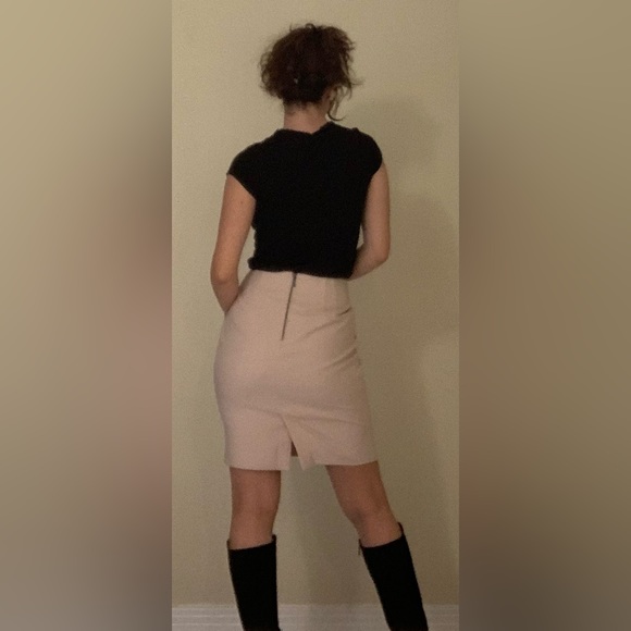 Kenar Pink Skirt - Picture 3 of 3